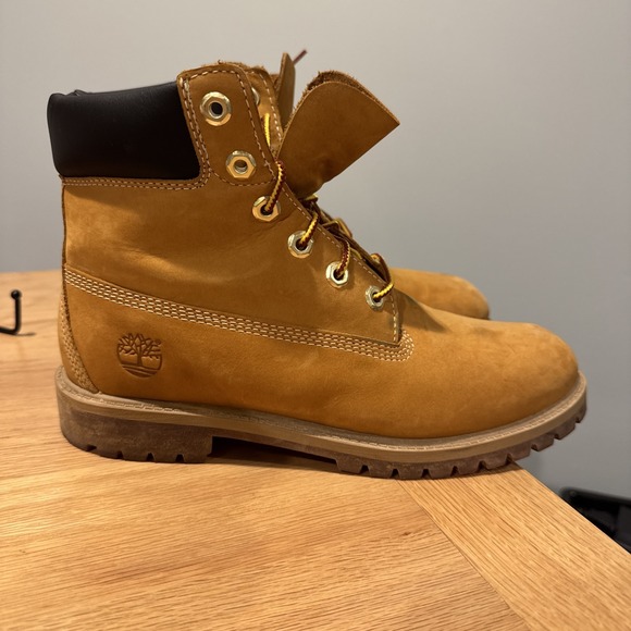Timberland Classic Waterproof Boots Men's Size 7 Streetwear Leather Color:Wheat - Picture 1 of 10